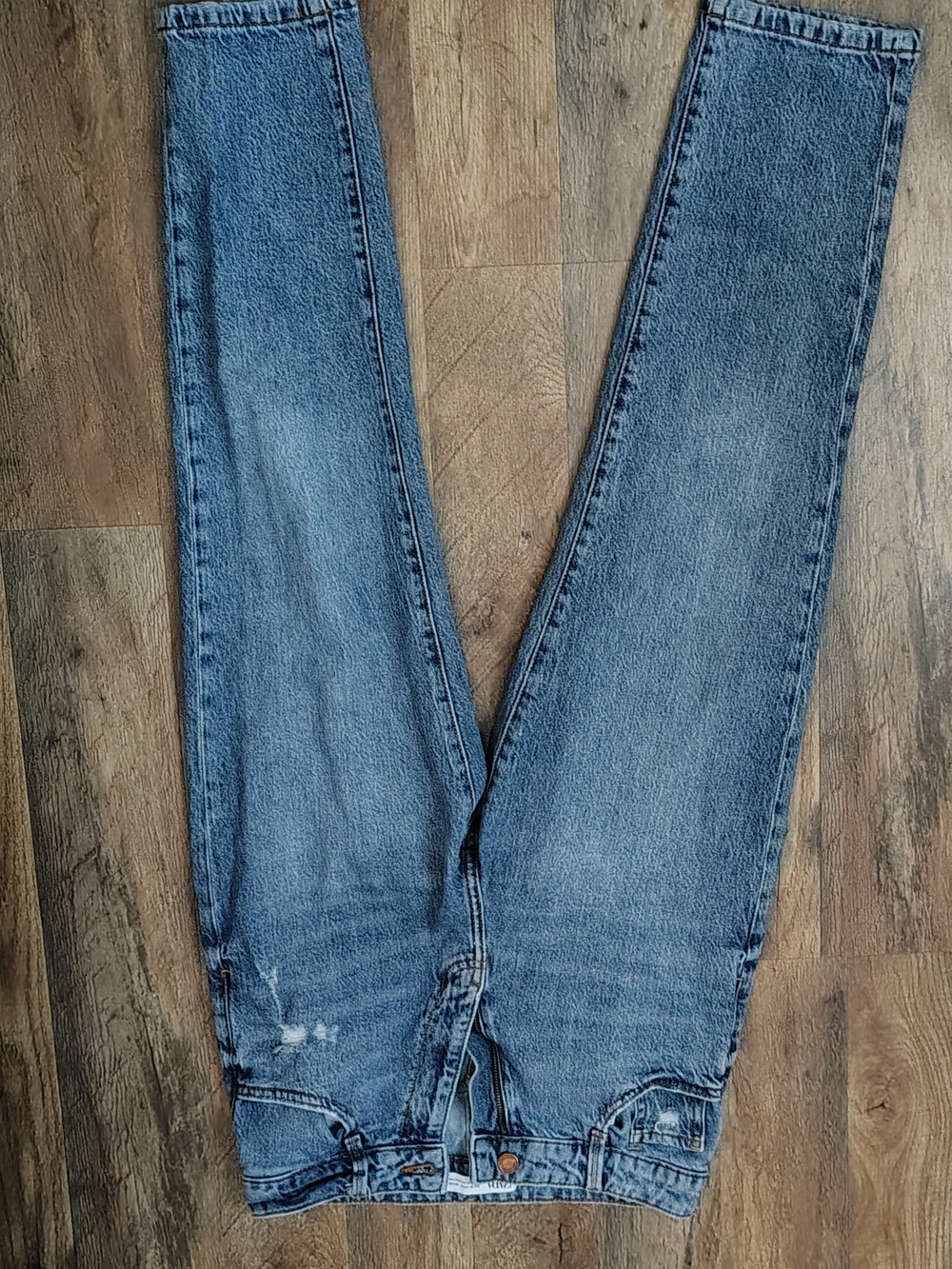 Zara Women's Medium Blue Straight-Leg Jeans